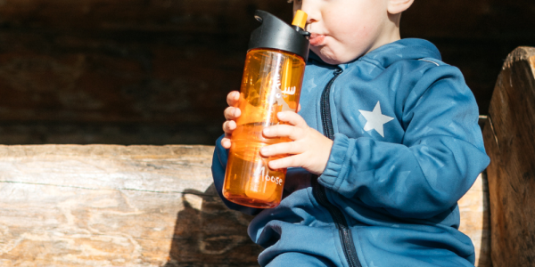 Kaip parinkti tinkamą ir saugią gertuvę vaikui?