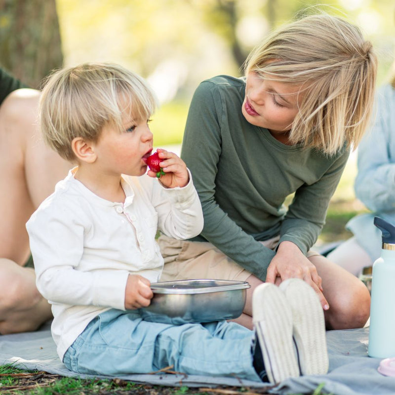 Pietų dėžutės ir įrankiai