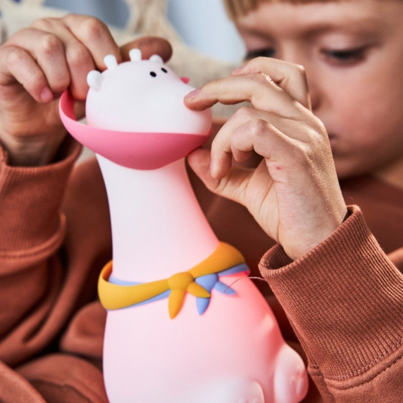 RABBIT AND FRIENDS Silikoninė lempa ŽIRAFA