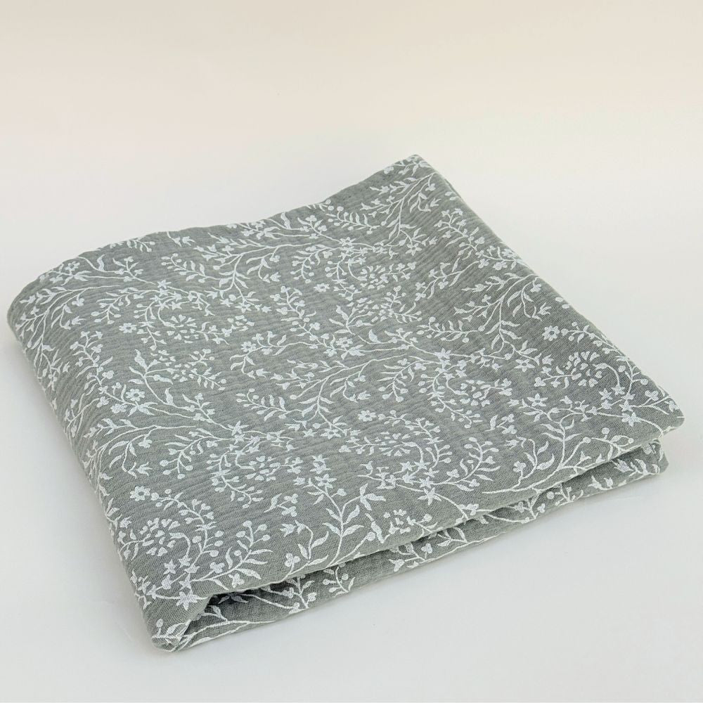 DANI&MARC muslino vystyklas, 100x100, žalia su lapeliais