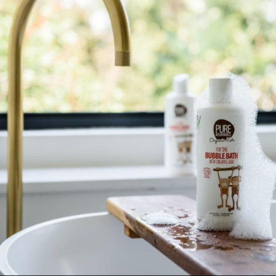 PURE BEGINNINGS vonios putos vaikams su ekologišku alaviju, 375 ml.